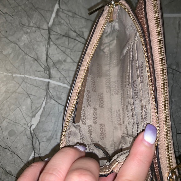 Authentic double zip MK wristlet - Picture 2 of 7